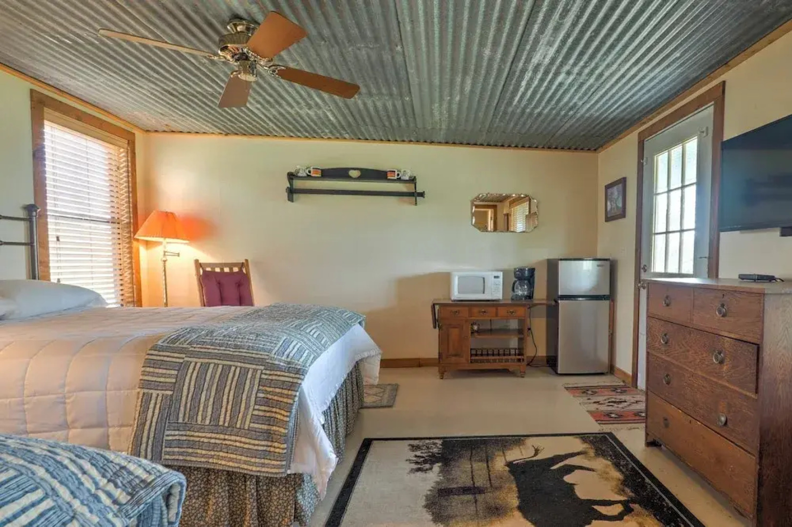 Delightful Carmine Studio on Rocking Horse Farm!