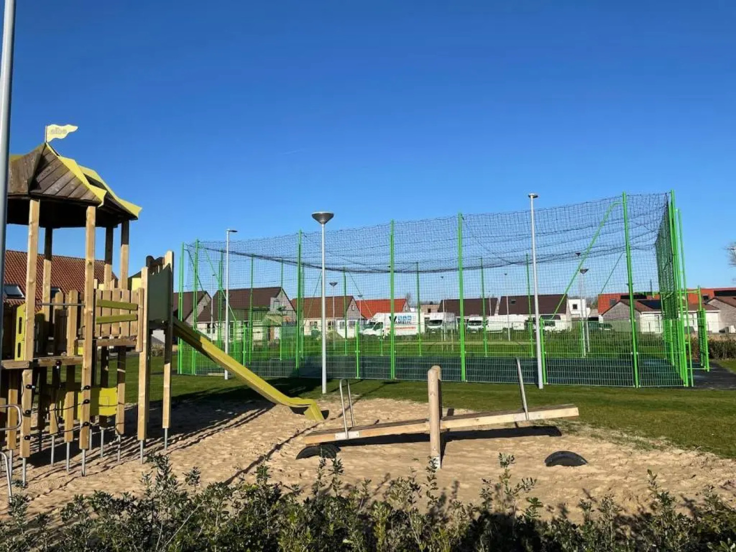 WH36 Gezellig vakantiehuis met 2 slk, tuin en parking