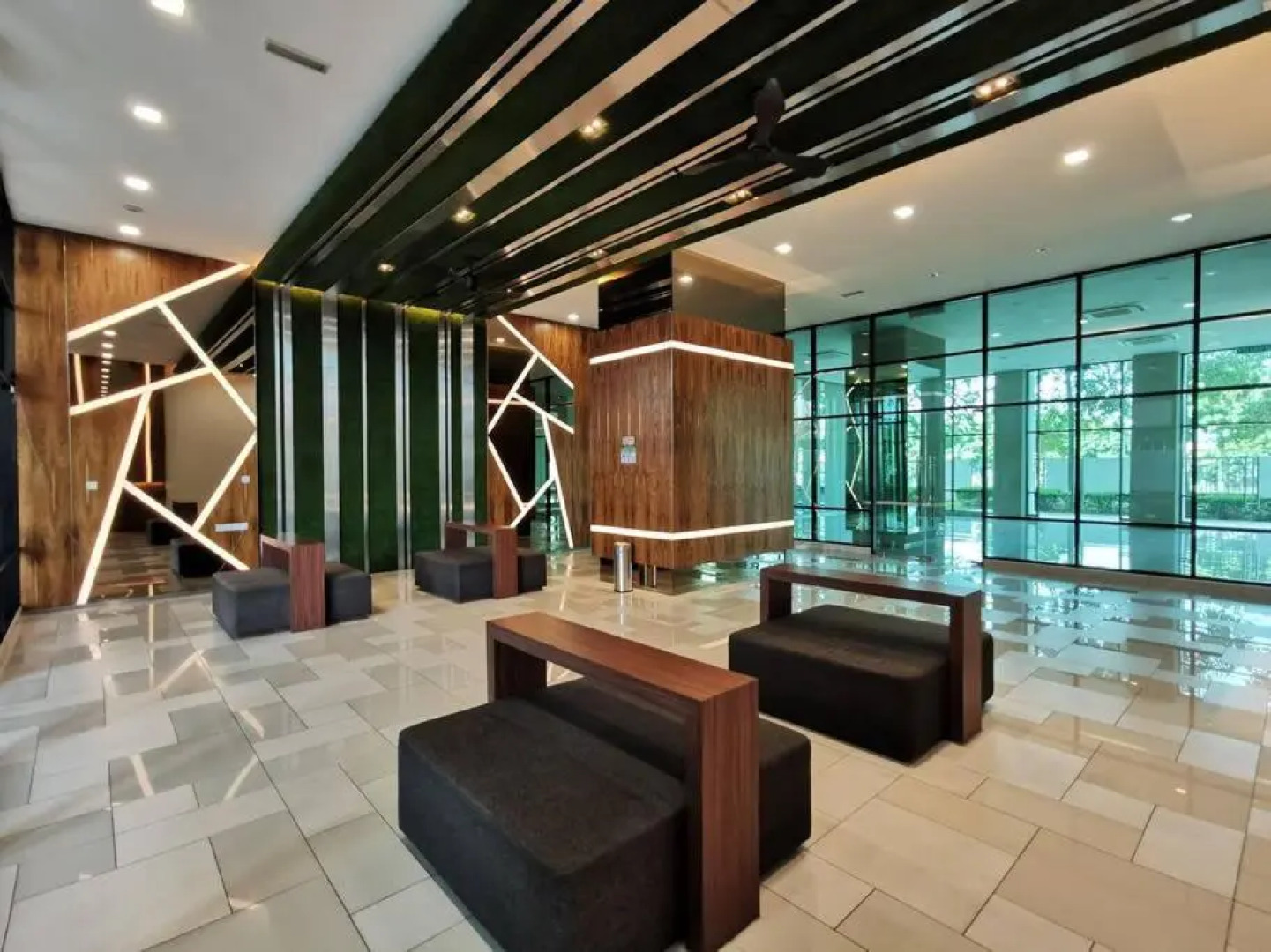 Forest in the Sky 3BR 8pax NETFLIX!! High floor By STAY