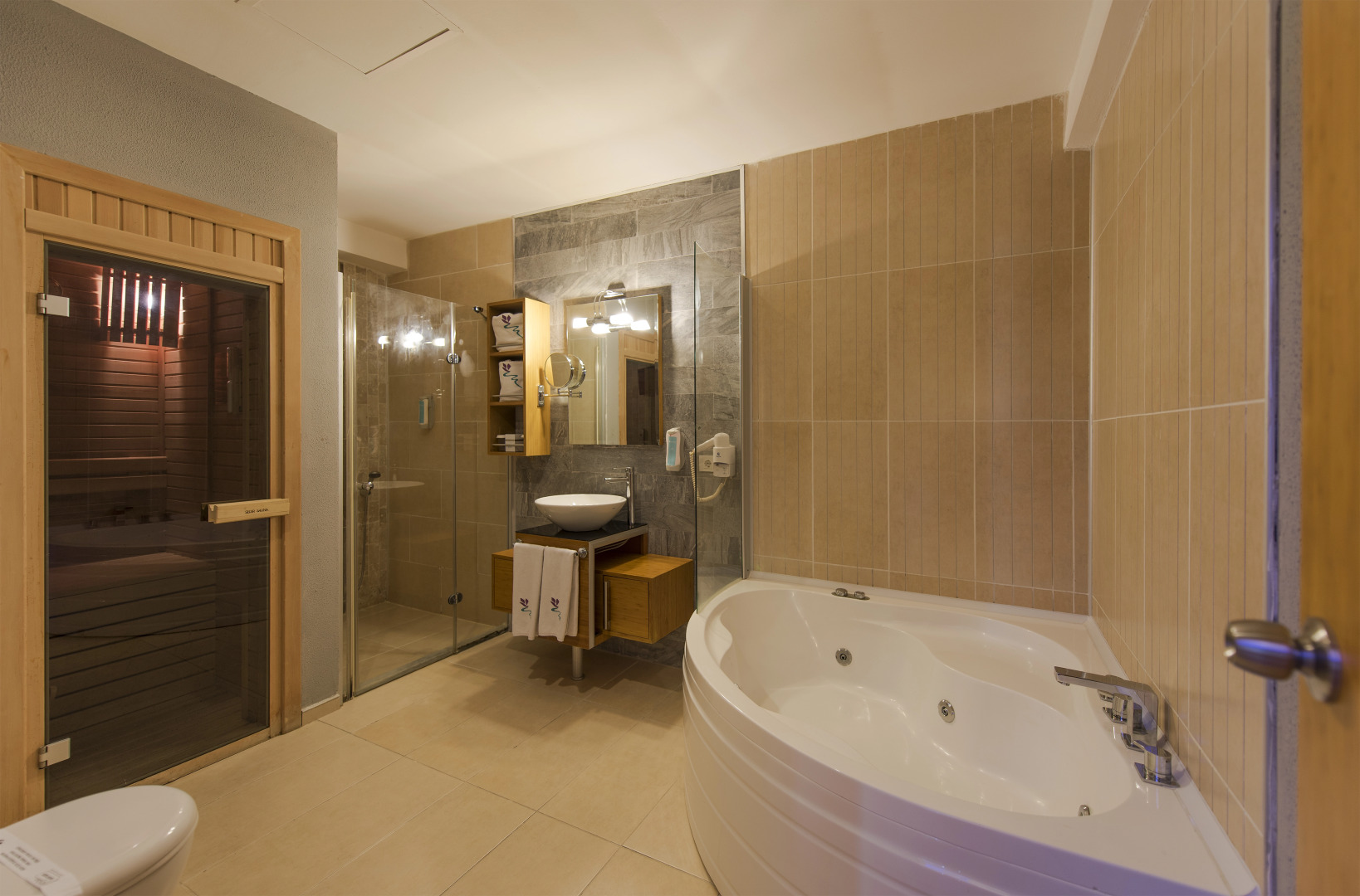 Flora Garden Beach Hotel