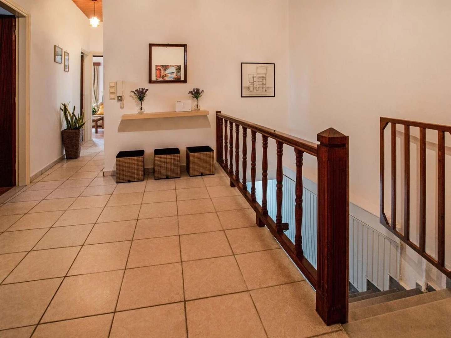 Gorgeous Holiday Home in Arhanes with Balcony