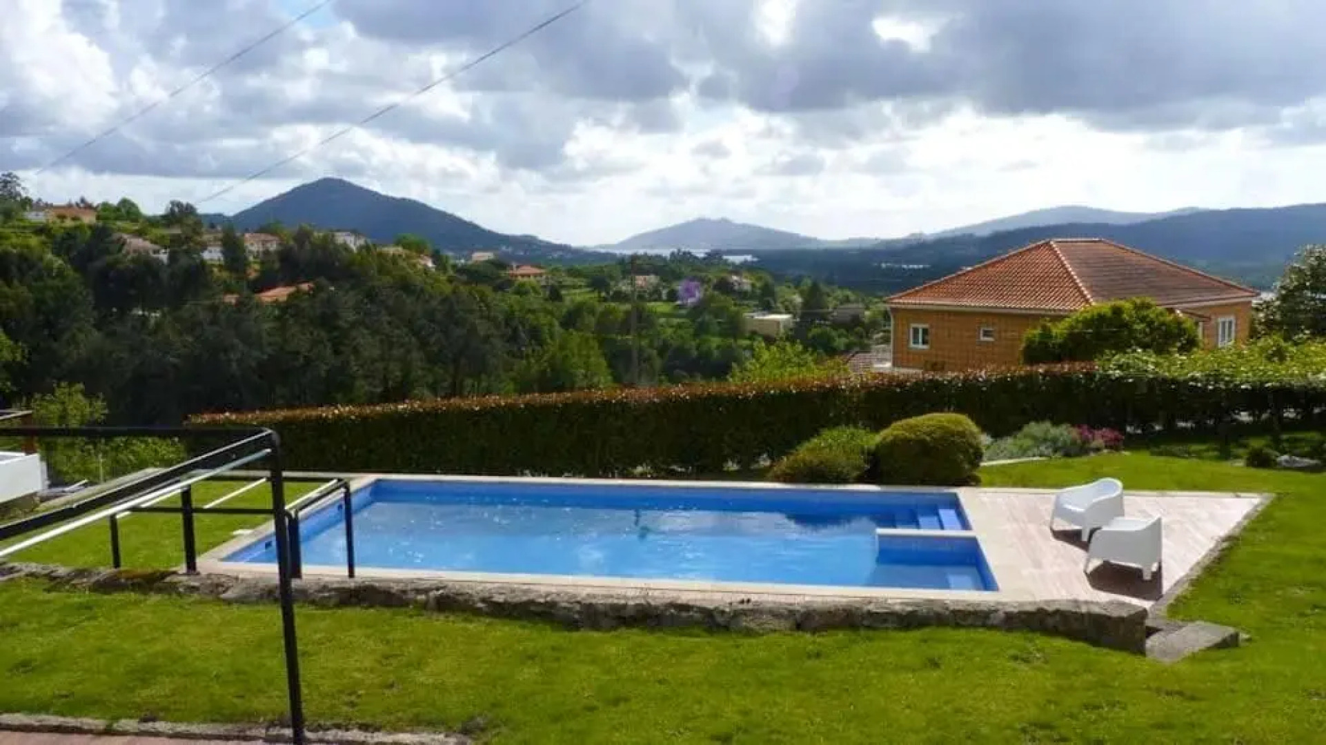 House With one Bedroom in Prado, With Wonderful Mountain View, Private