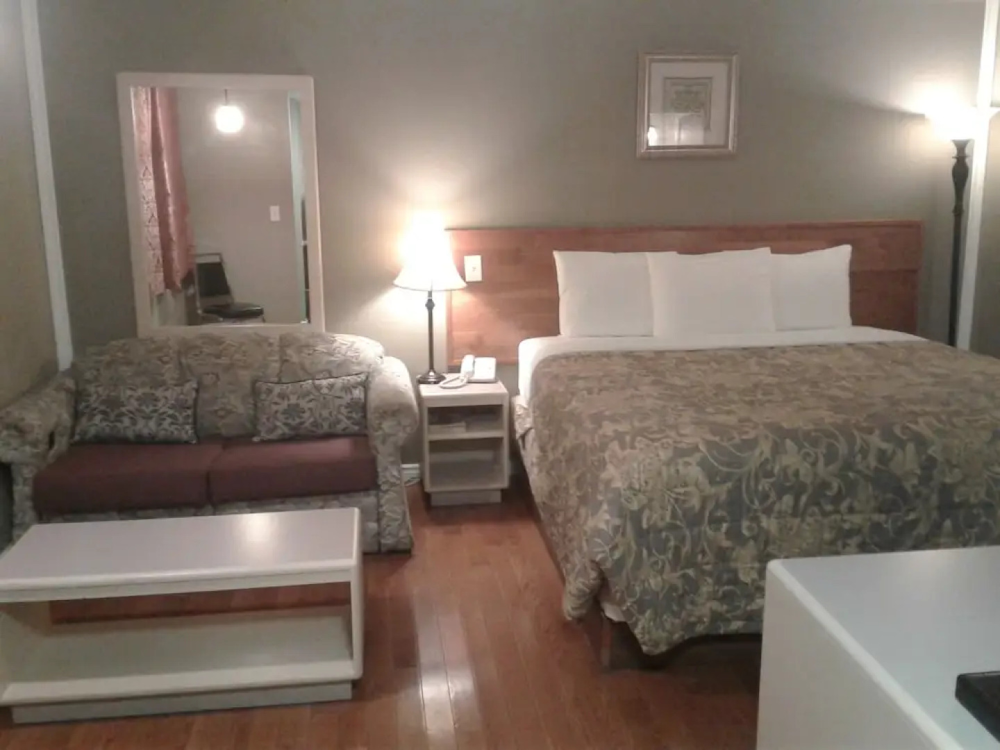 Magnuson Hotel Creston