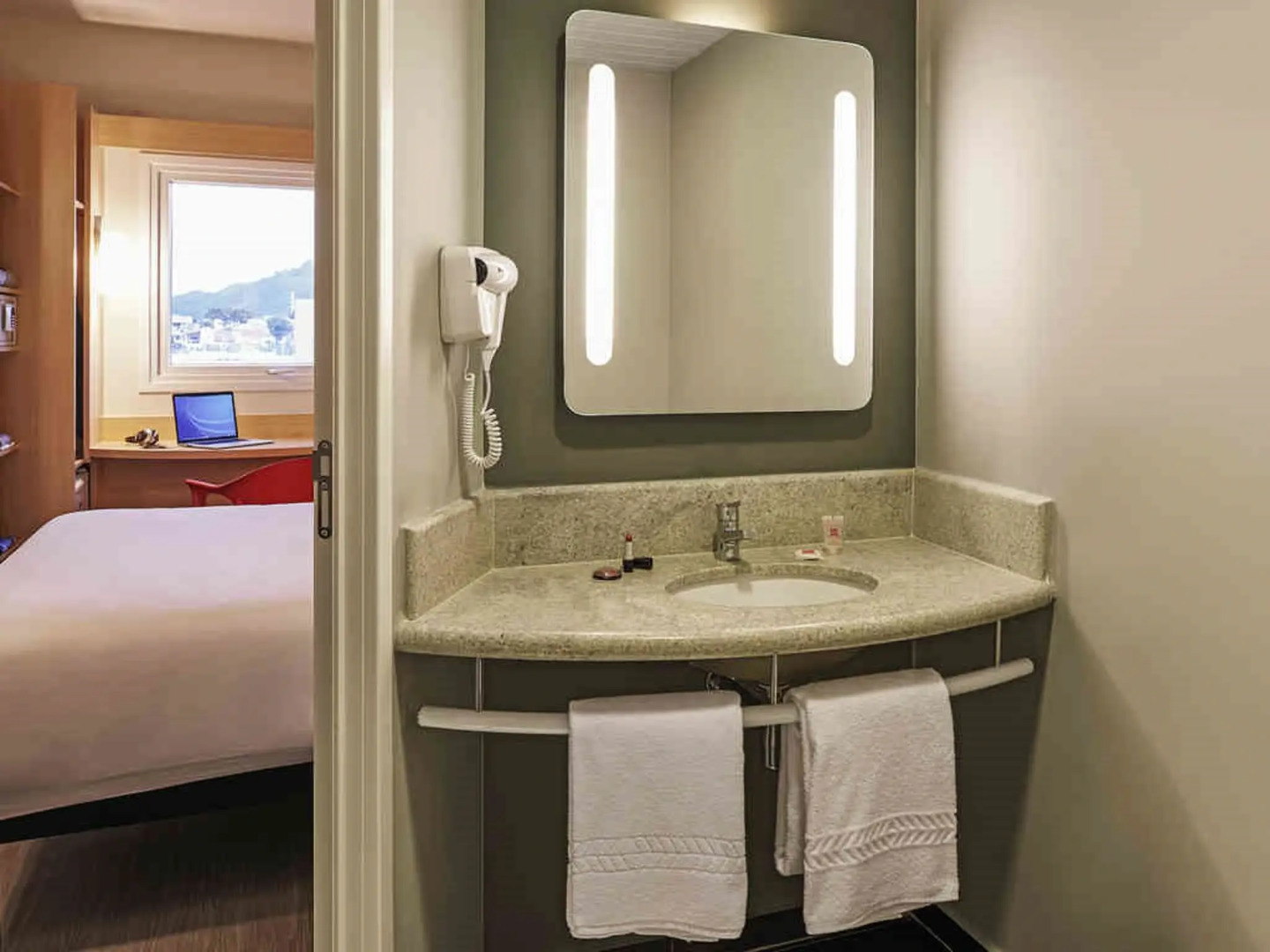 Ibis Jundiai Shopping