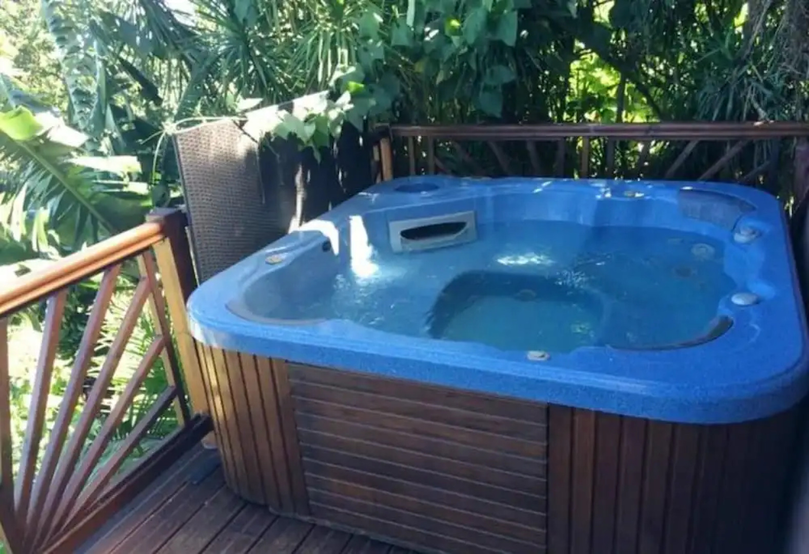 Bungalow with One Bedroom in Petite Ile, with Wonderful Sea View, Furnished Garden And Wifi - 9 Km From the Beach