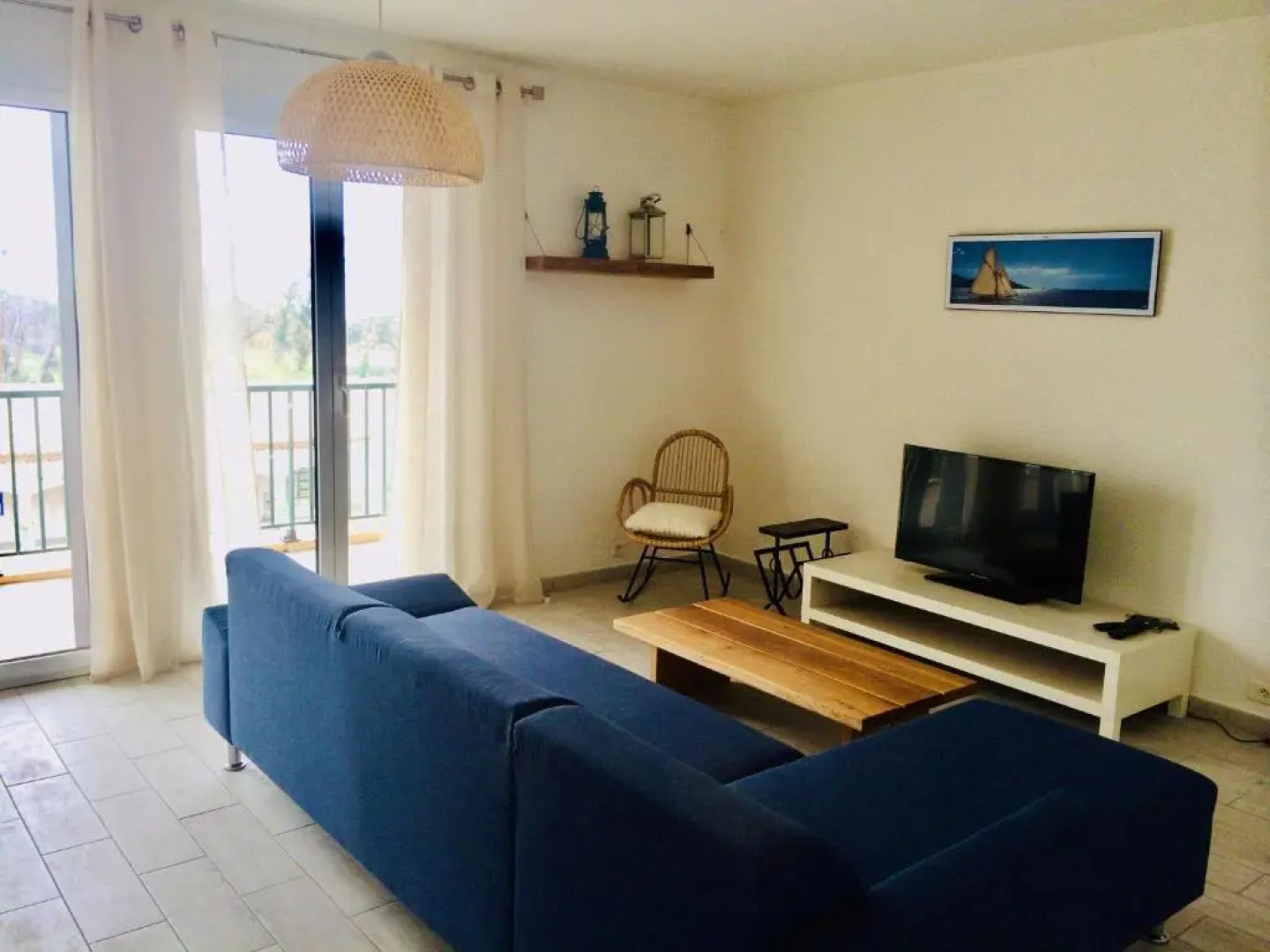 Appartement vue mer, rivière et montagnes