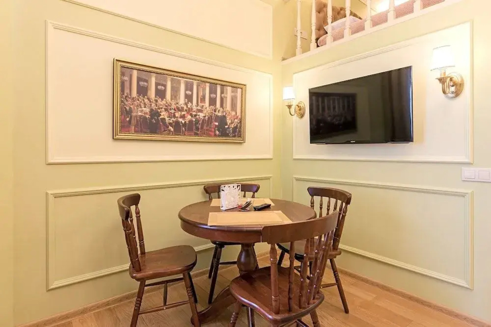 Апарт-отель ColorSpb — Дом художников