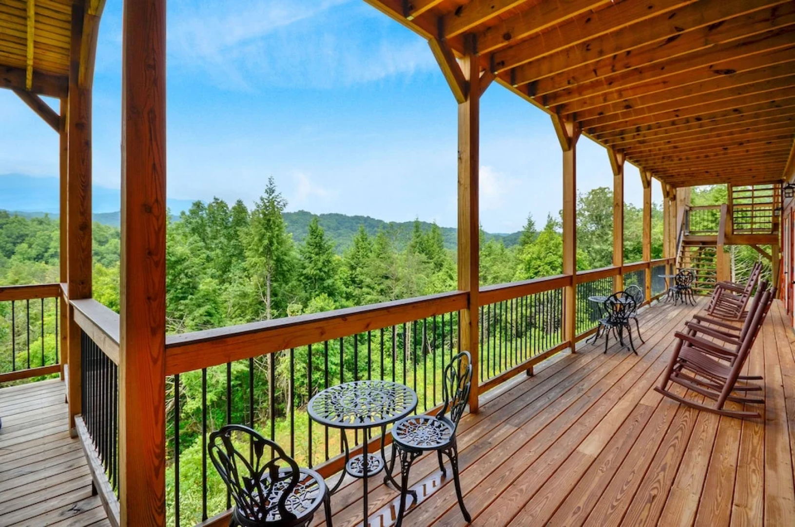 Foxwood Mansion - Fourteen Bedroom Cabin