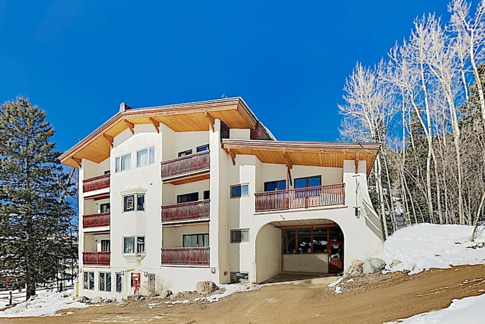 Dual Slopeside Studios Unit #301 and #302 2 Bedrooms 2 Bathrooms Condo