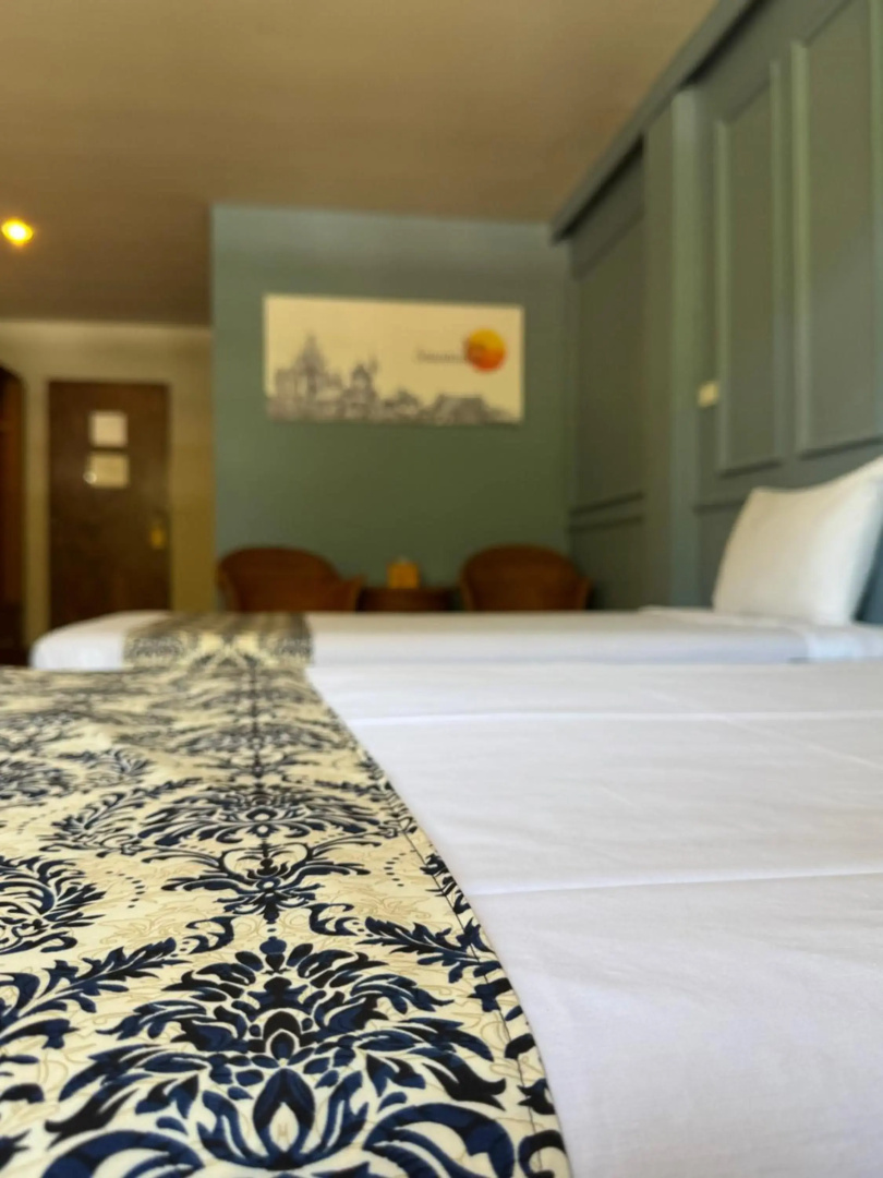 Sun Hotel