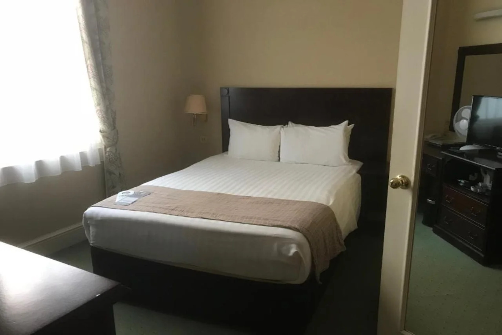 Worcester Whitehouse