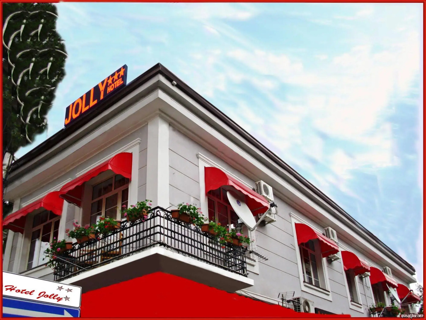 Hotel Jolly