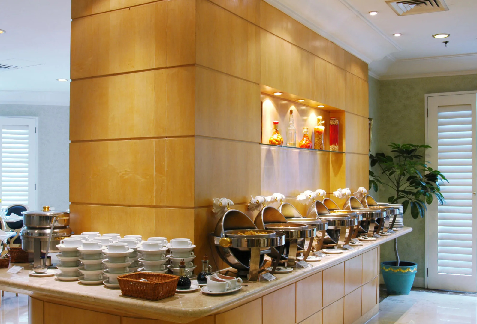 Batavia Hotel and Serviced Apartments