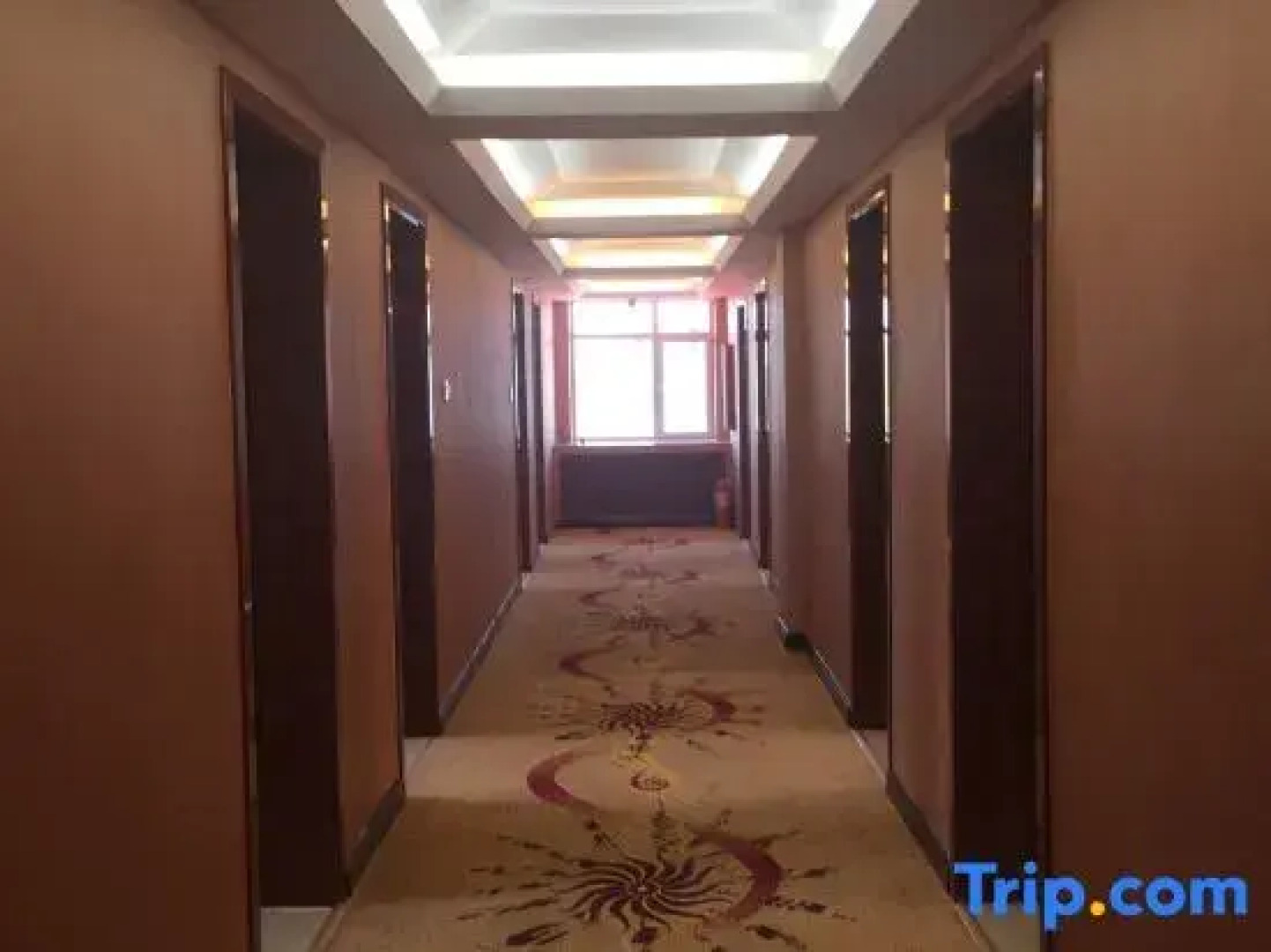 Tacheng Youyuan Business Hotel