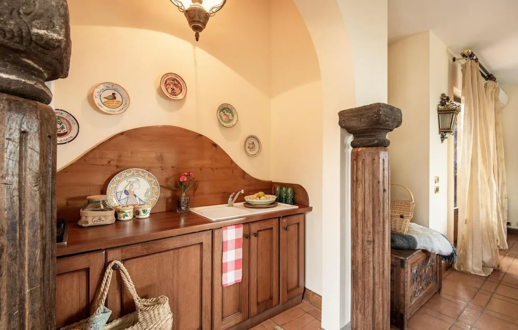 Beautiful Apartment in Poggio Catino With 1 Bedrooms, Wifi and Outdoor Swimming Pool
