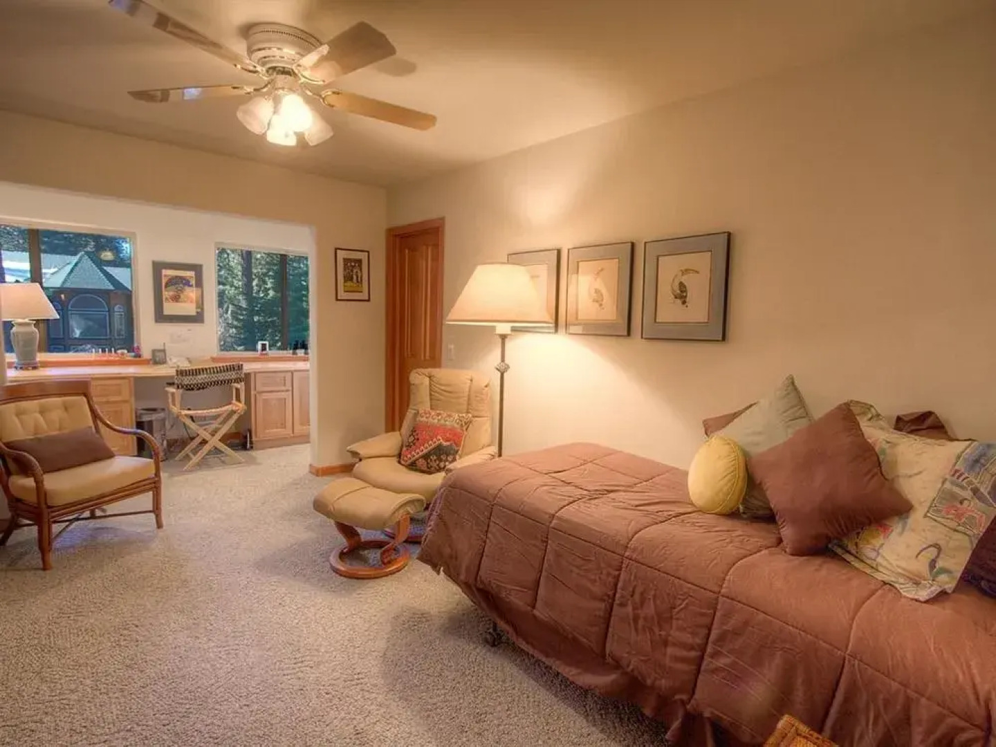 Silver Rock Spectacular Skyland Home 5 Br cabin by RedAwning