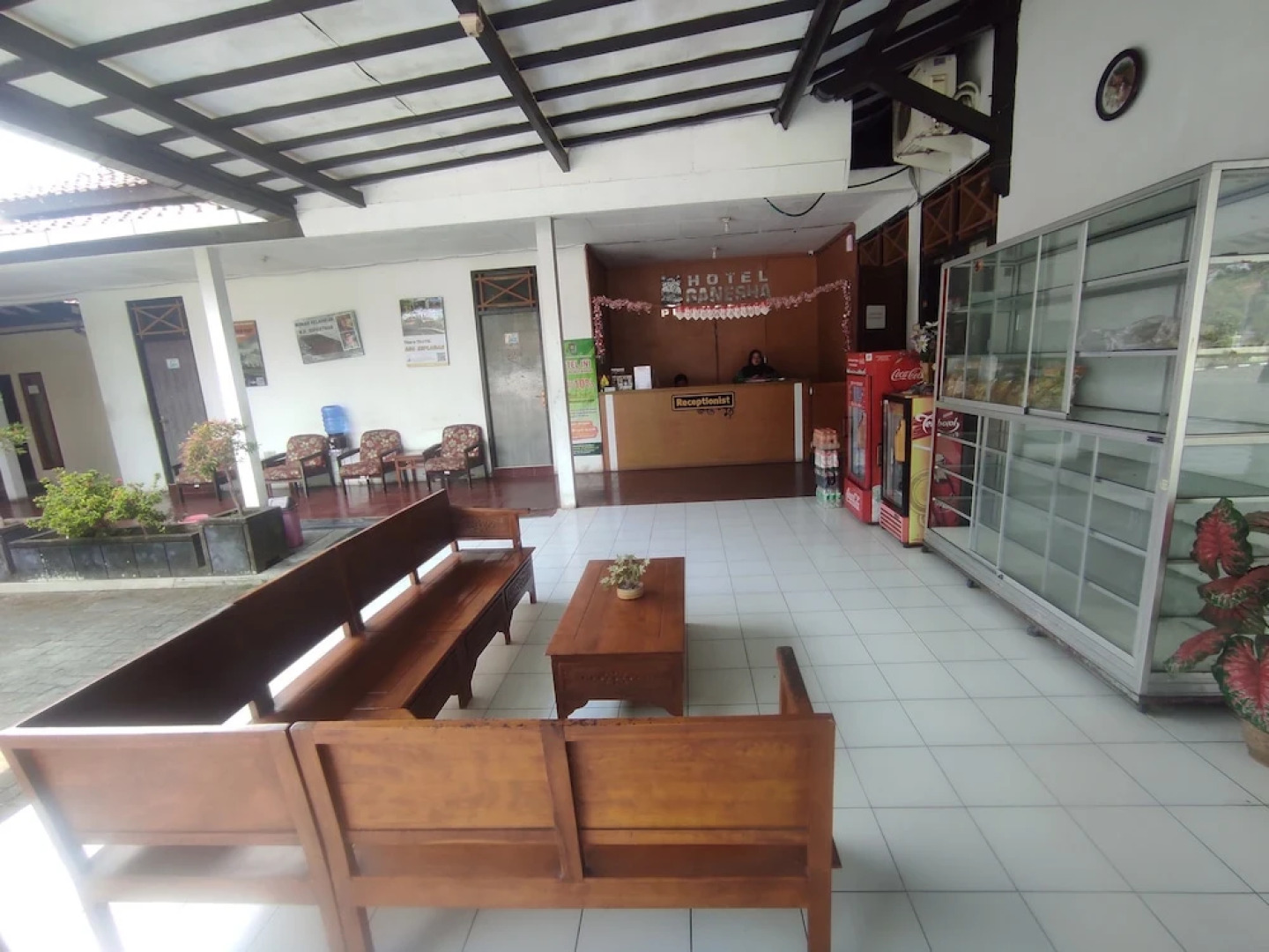 Capital O 93024 Hotel Ganesha