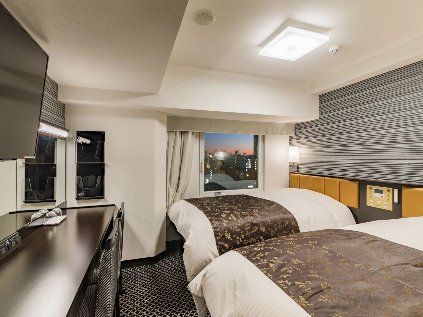 APA Hotel Yamanote Otsuka Ekimae Tower