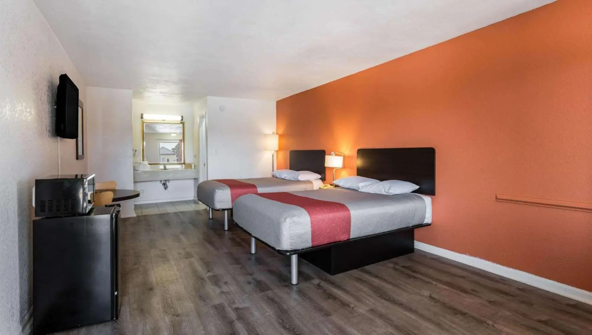 Motel 6 Portsmouth, VA