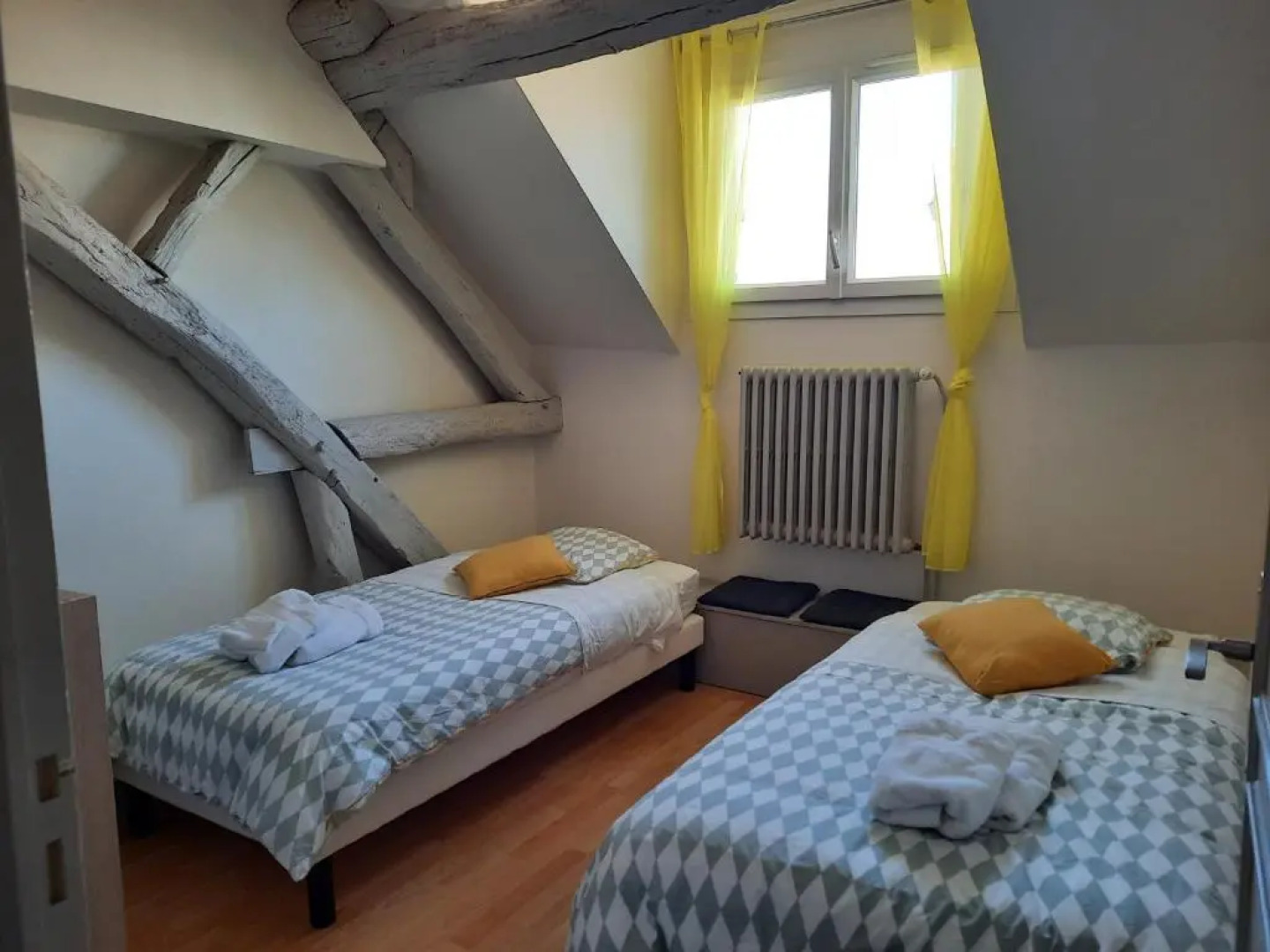 Spacieux Appartement Lumineux De 125 M2