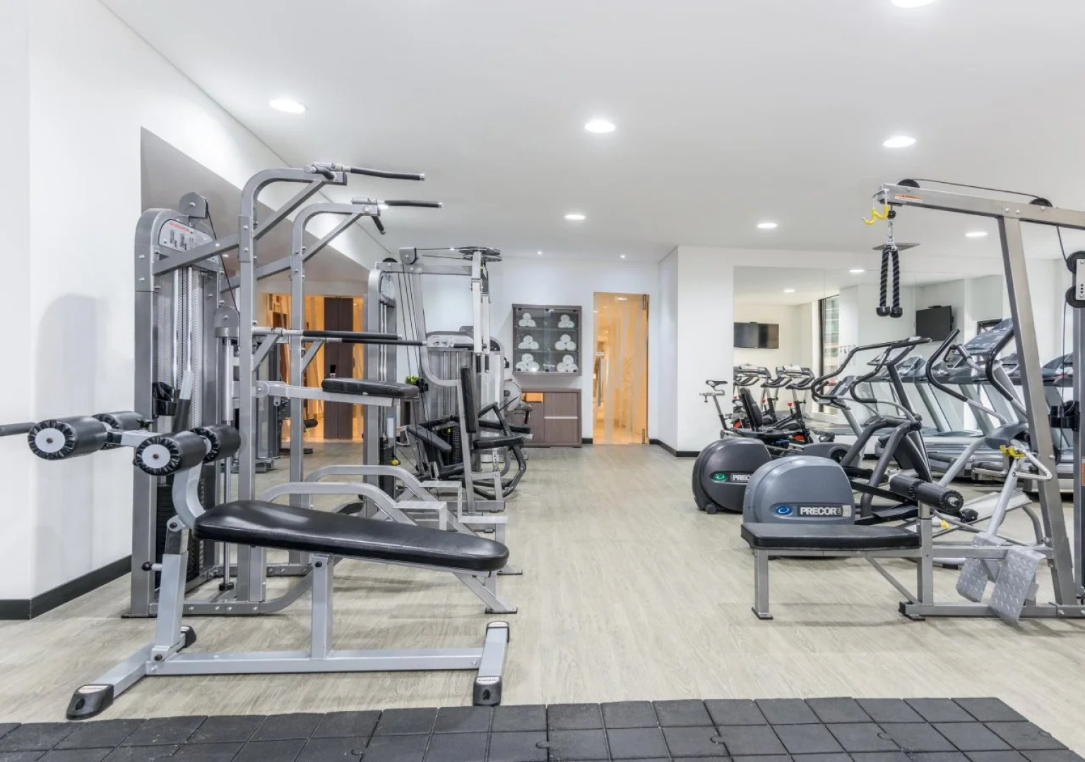 NH Collection Bogotá Teleport Royal