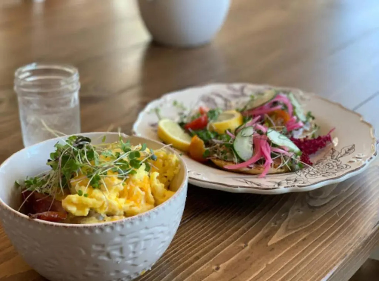 The Farmhouse Inn & Kitchen, 2 blocks from Downtown Whitefish, Montana