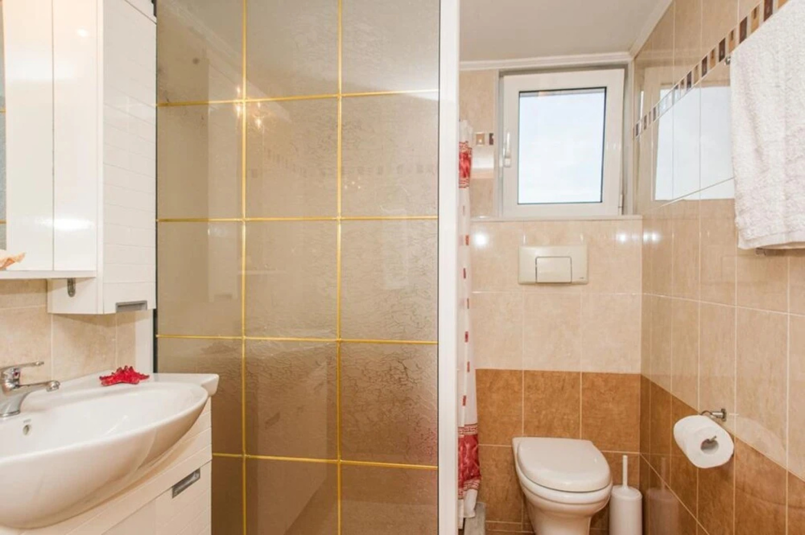 ROMANTIC SUNSET With Garden