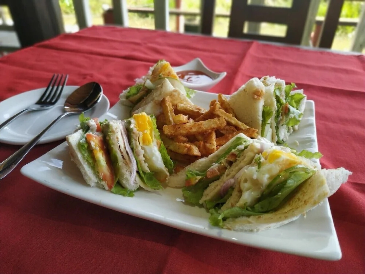 Moe Yun Gyi Wetlands Resort