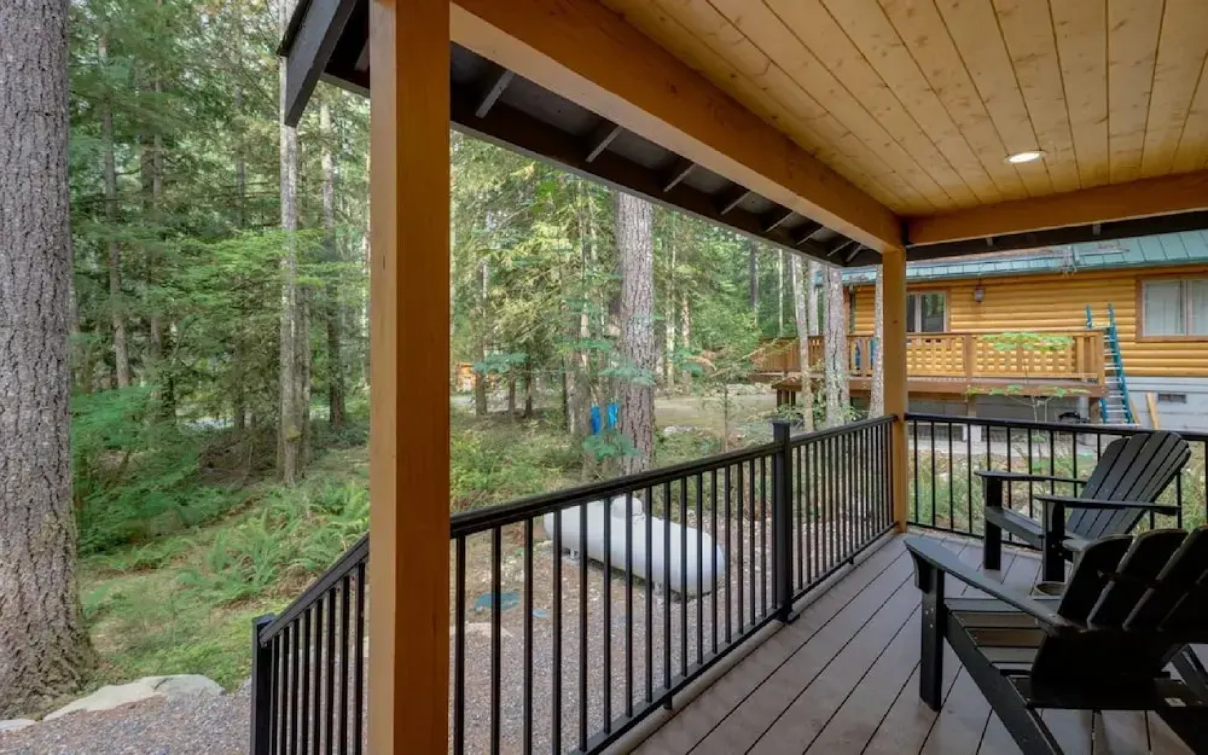 Mt Baker Lodging Cabin 50 - HOT TUB, AC, SLEEPS 4! by MBL