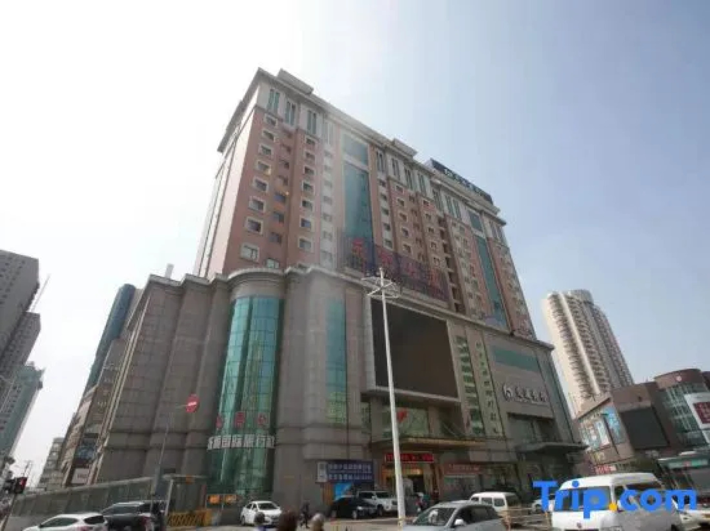 Tianbao Hotel