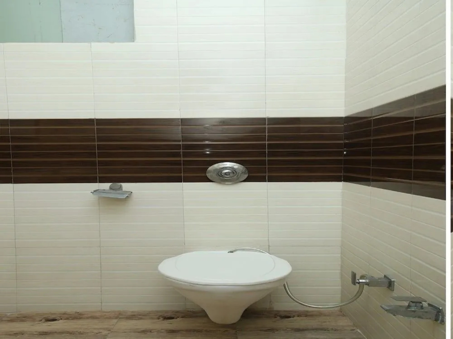 Oyo 40458 Hotel Deep Palace