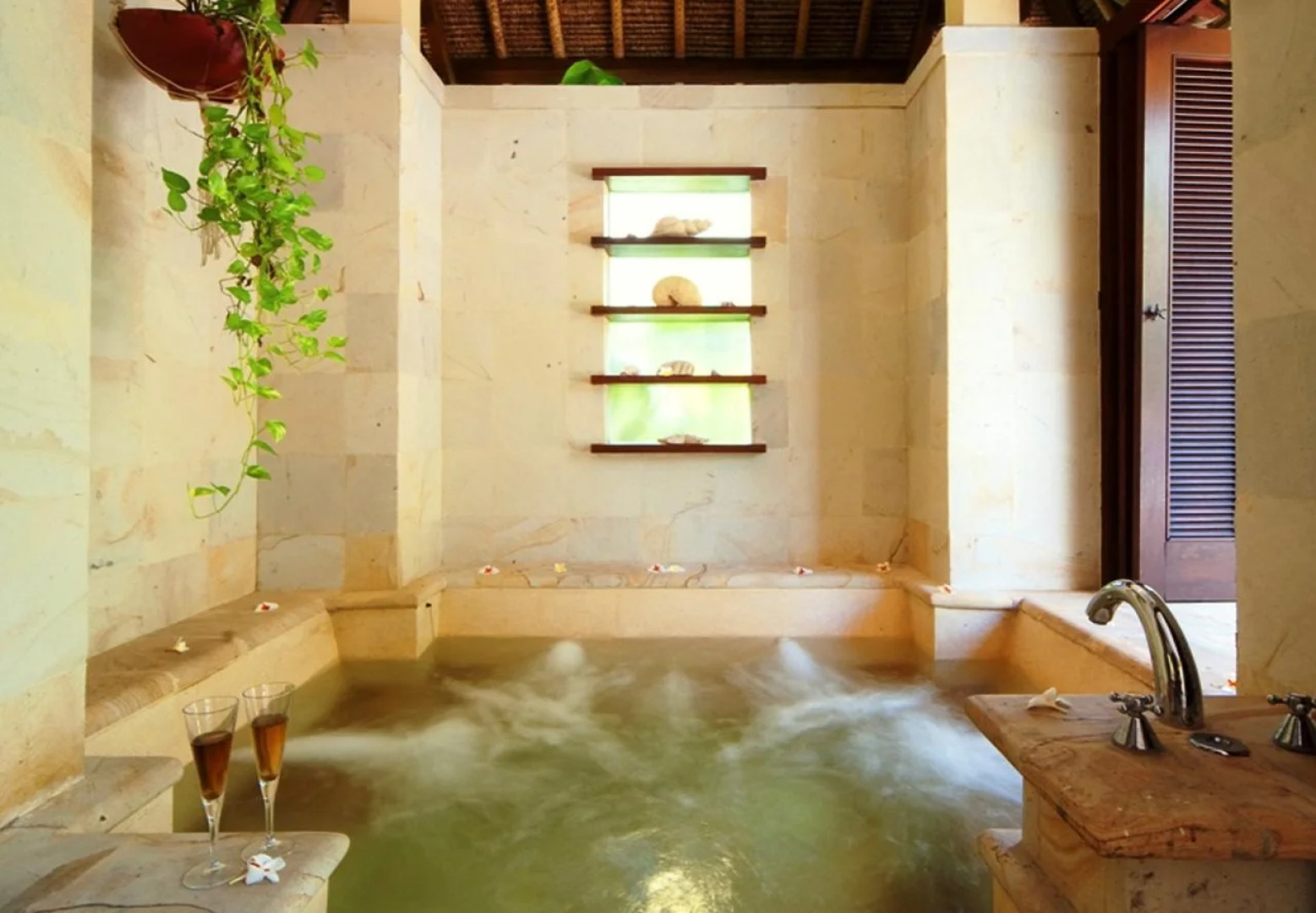 Pool Villa Merumatta Senggigi