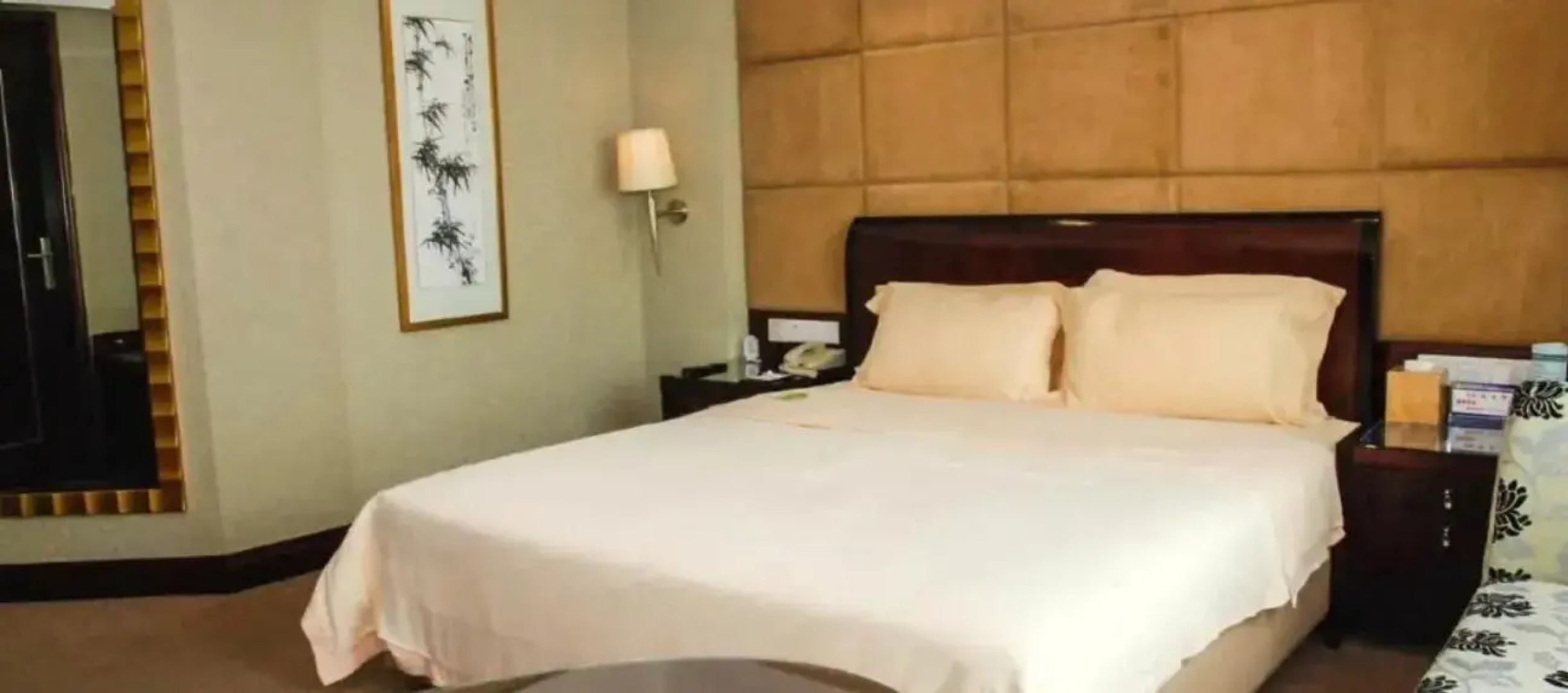 Chinflux Mandarin Hotel