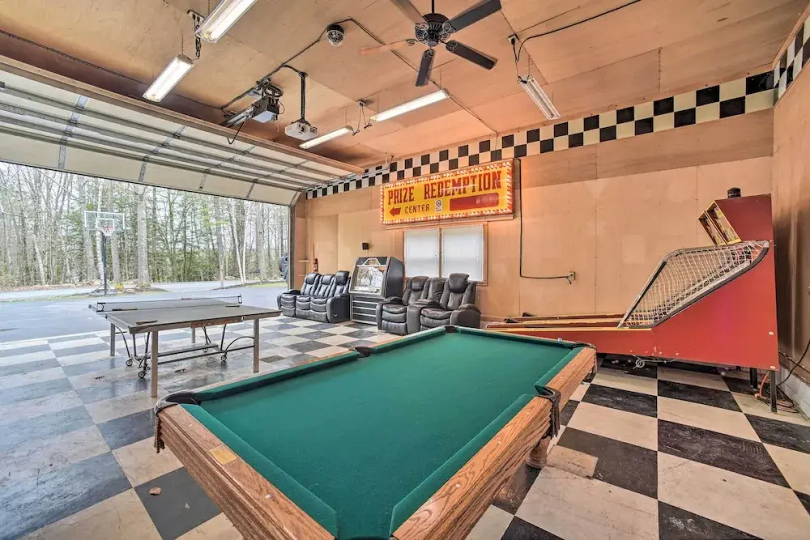 Lovely Fort Ann Lodge - 10 Mi to Lake George!