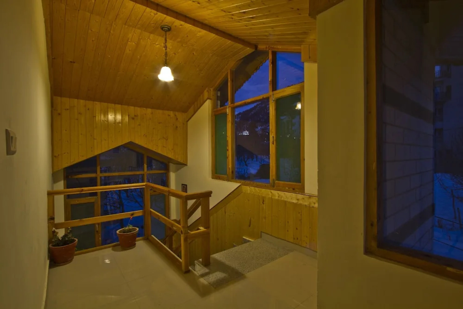 OYO 8866 Mountain Face Cottage