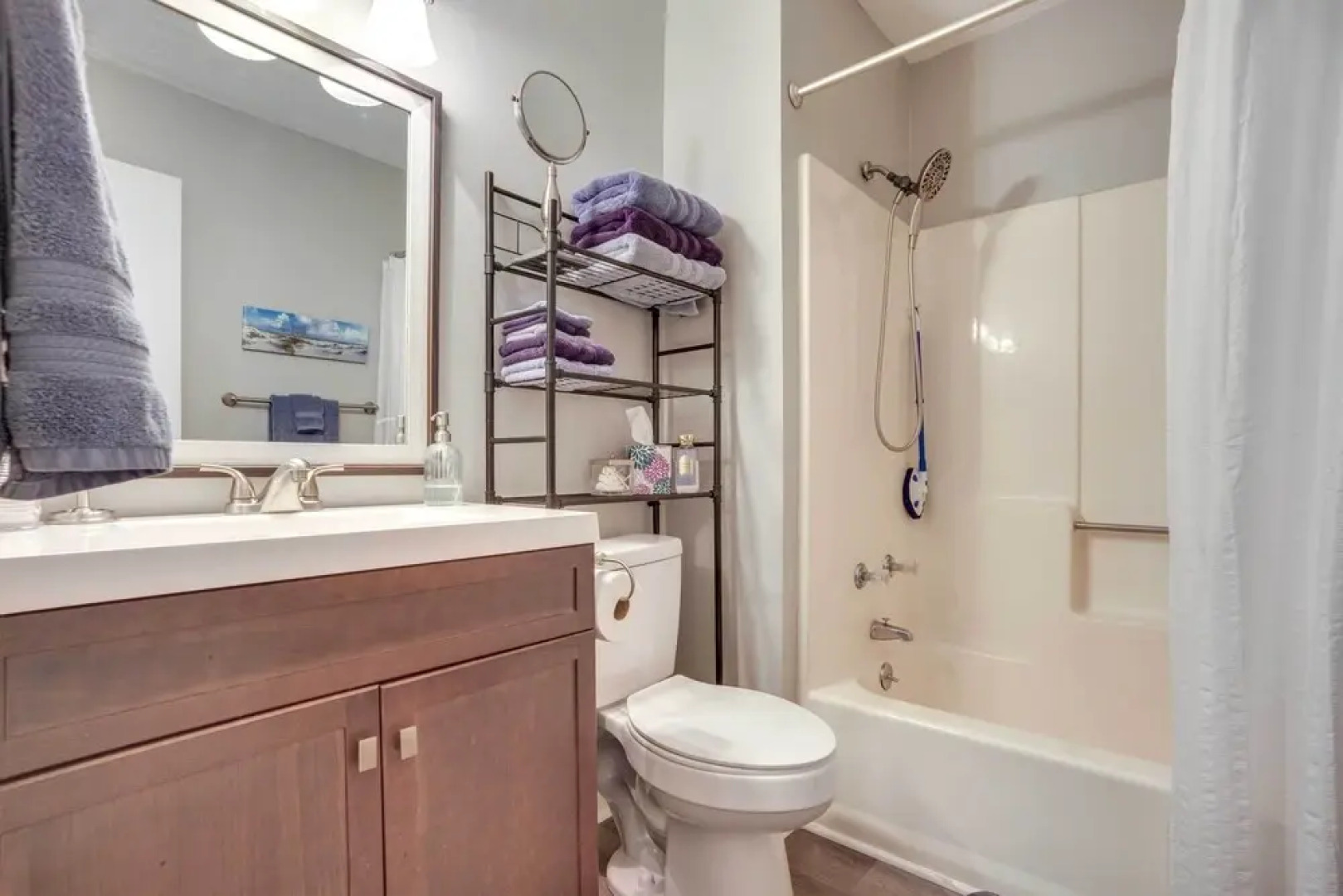 Beaufort Townhome w/ Patio, 3 Mi to Downtown!