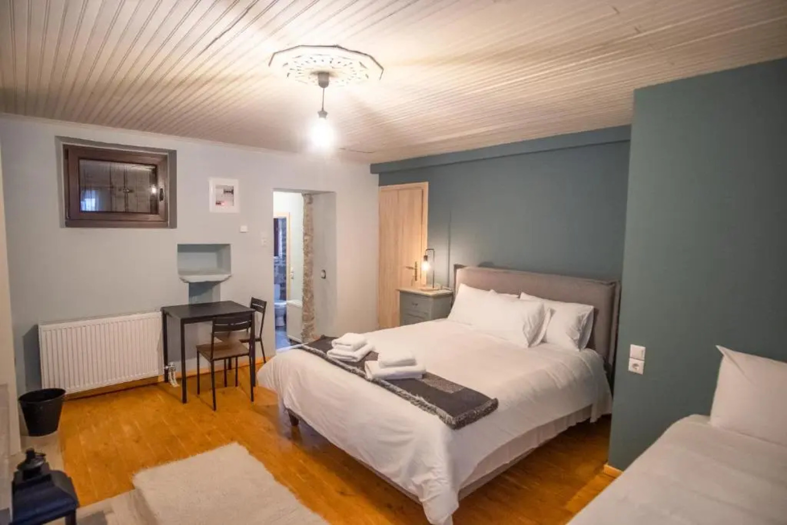 το σπίτι του δάσκαλου- teacher's house