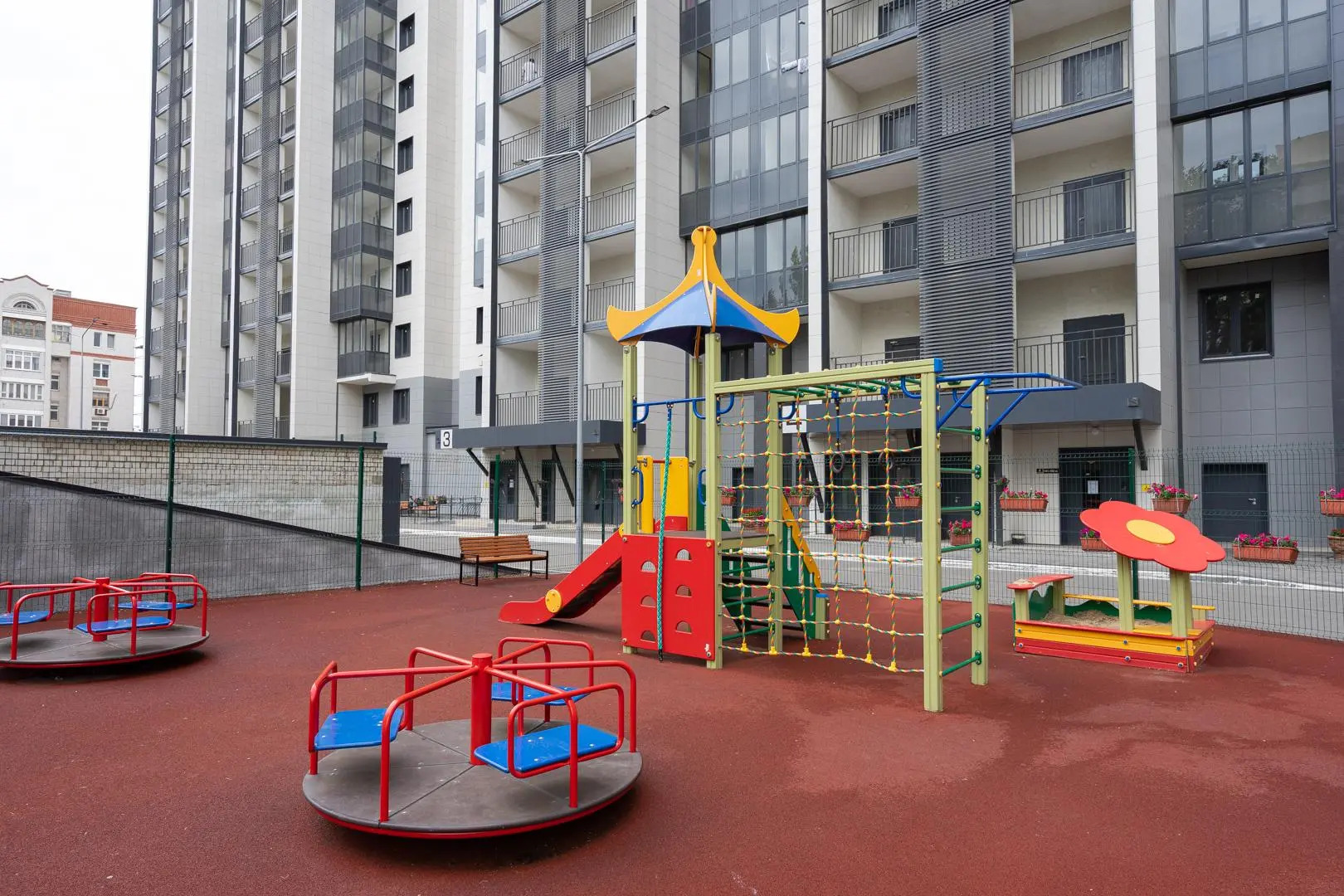 ТимХаус на ул. Достоевского, 57