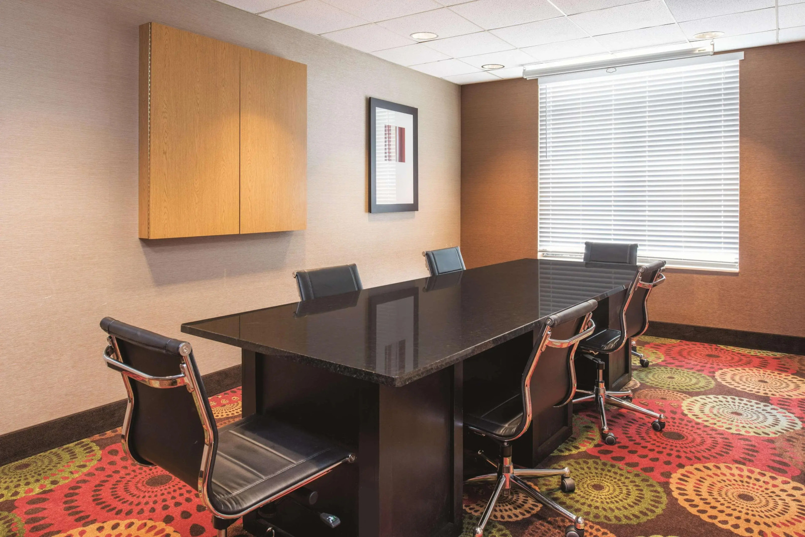 La Quinta Inn & Suites St. Louis Airport - Riverport