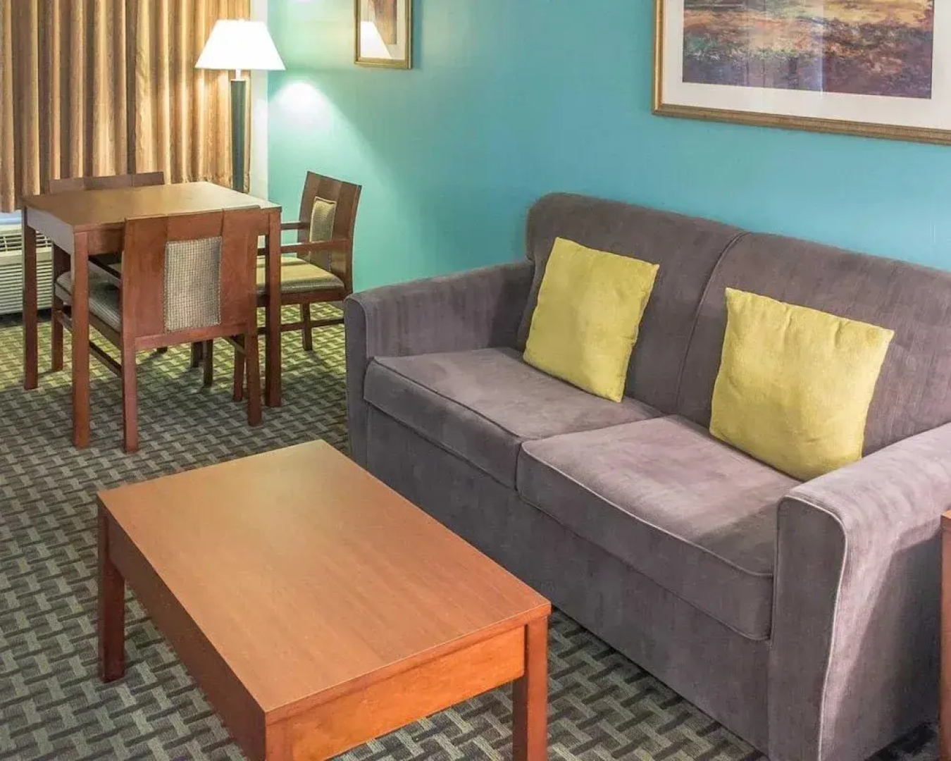 Days Inn By Wyndham Austintown