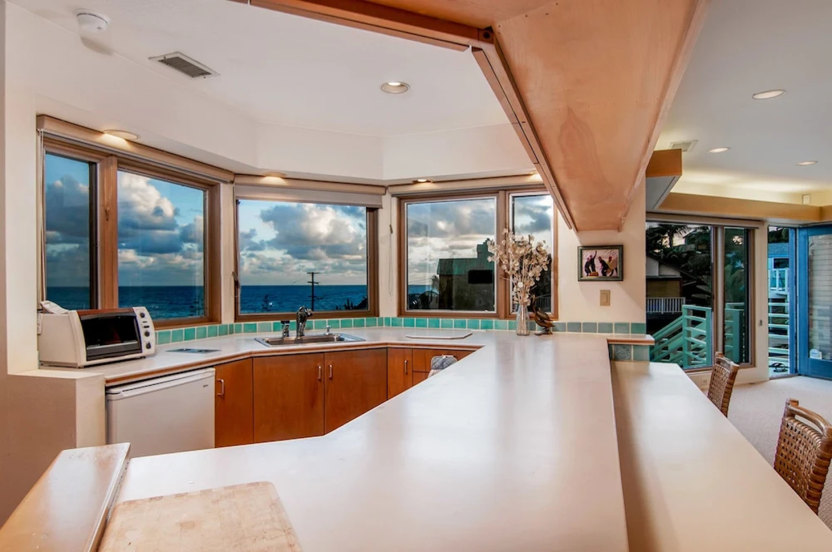 Moonlight Beach Home in Encinitas by RedAwning