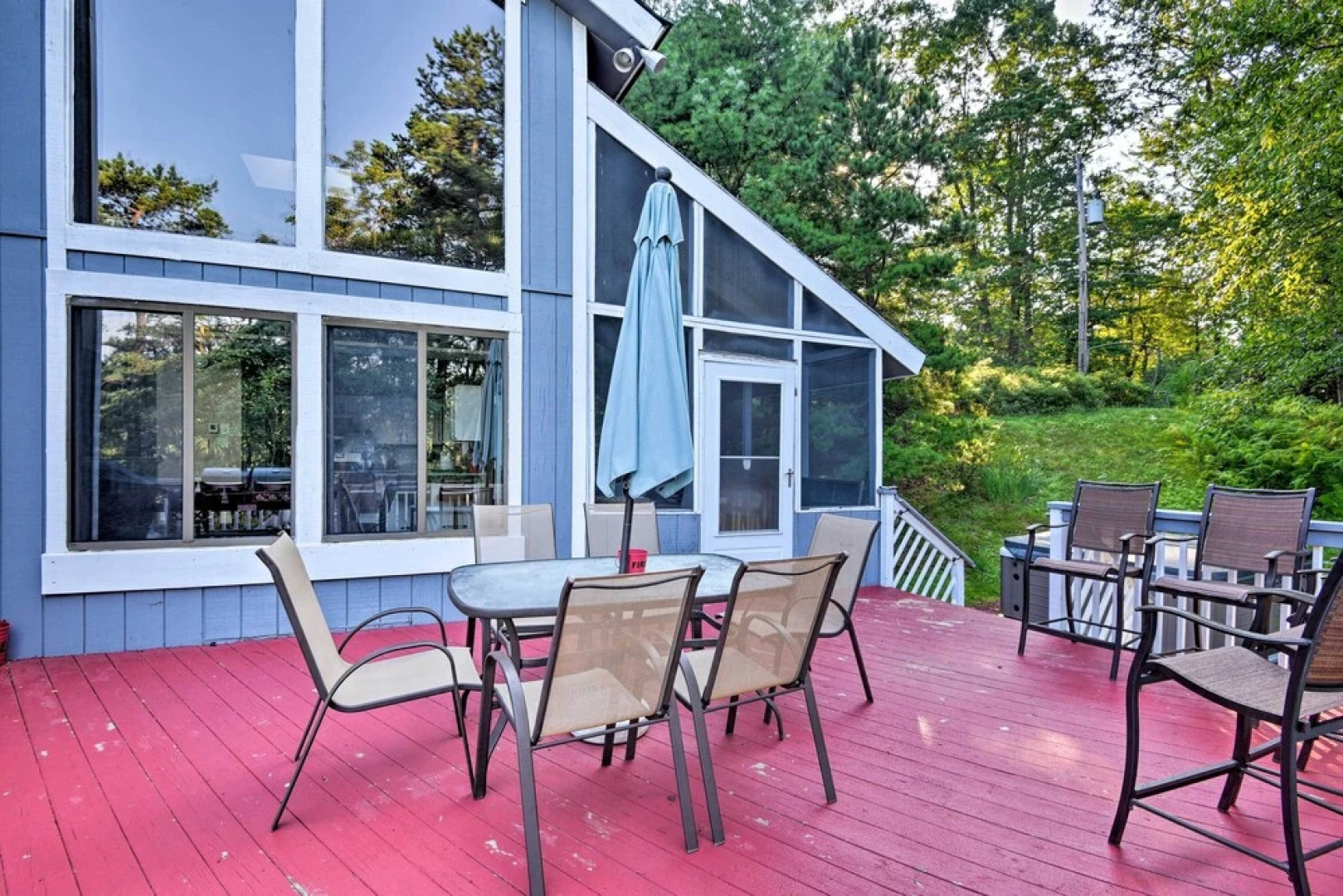 Hot Tub & Fire Pit: Waterfront Lake Harmony Home