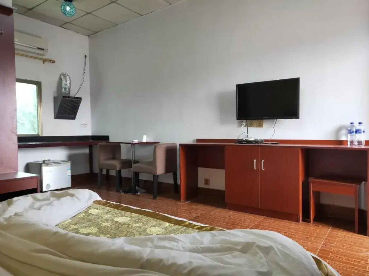 Chong Ti Hotel