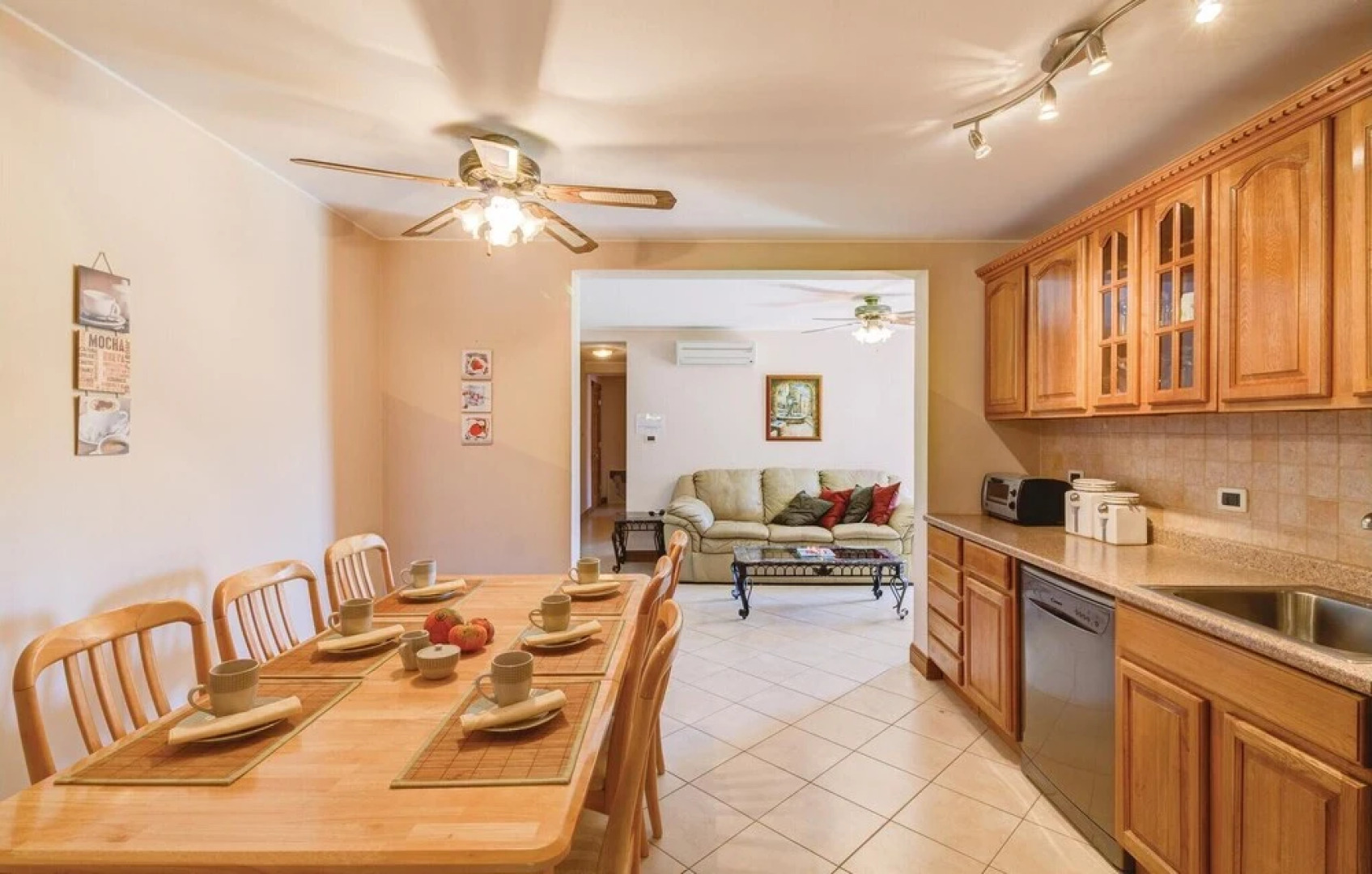 Stunning Home in Barban With Wifi and 6 Bedrooms