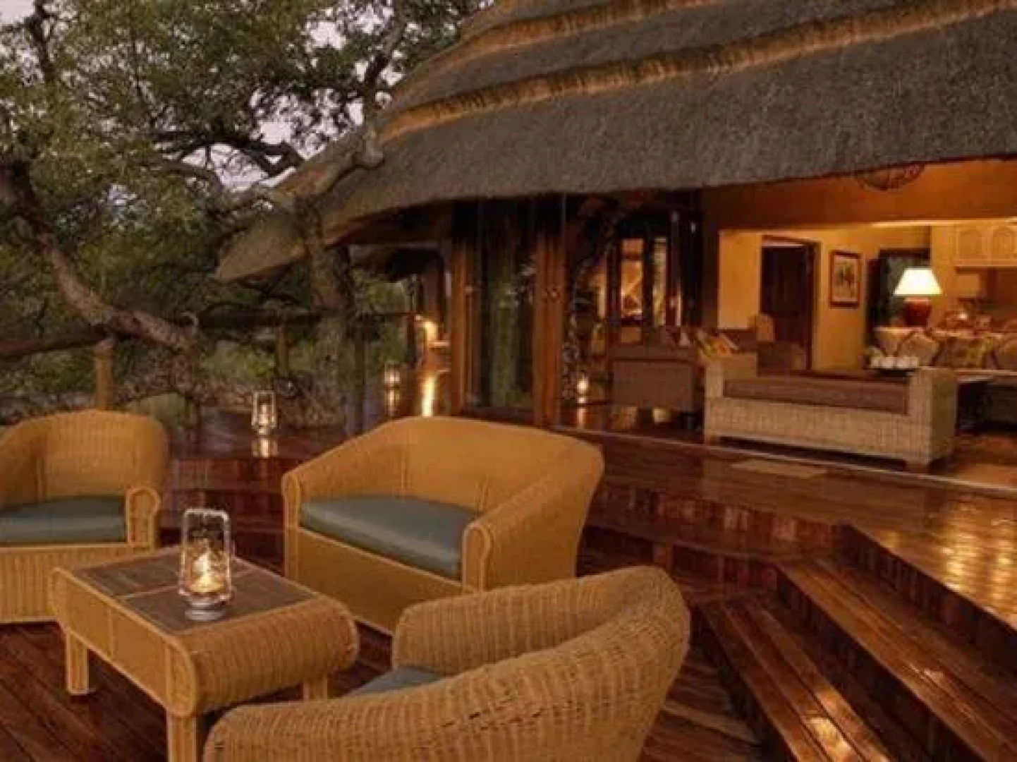 Tuningi Safari Lodge