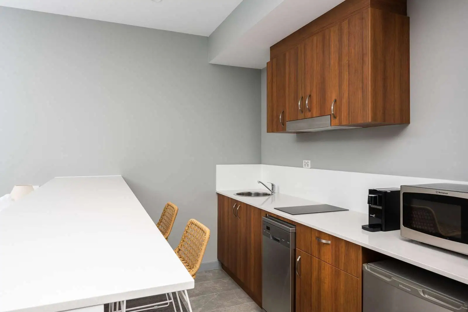 Abode Hotel Malua Bay