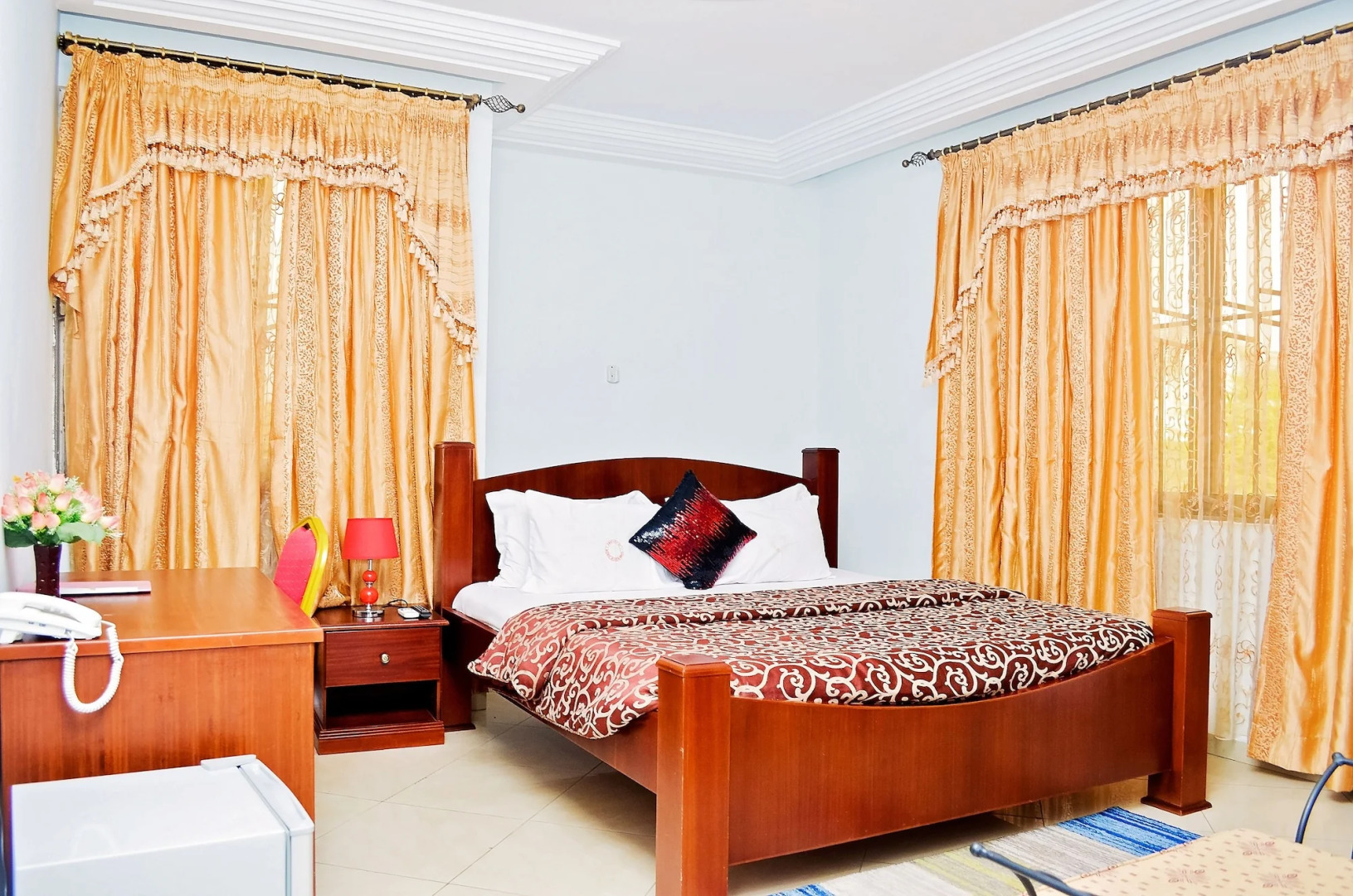 Bethel Heights Hotel