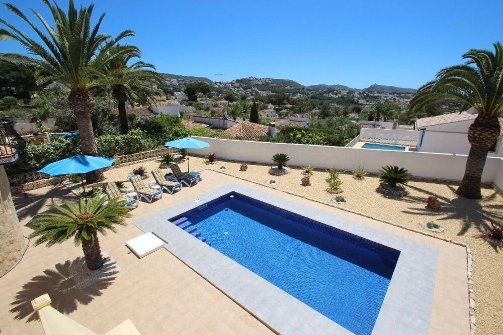 Golondrina - panoramic hillside holiday house in Moraira