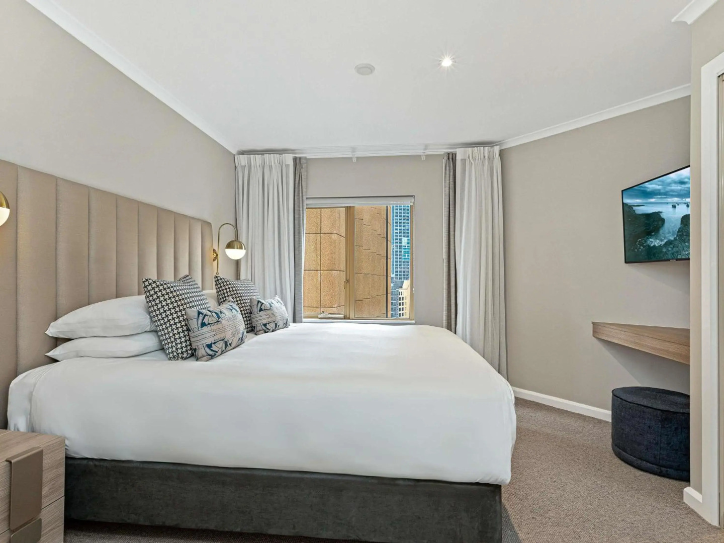The Sebel Quay West Suites Sydney