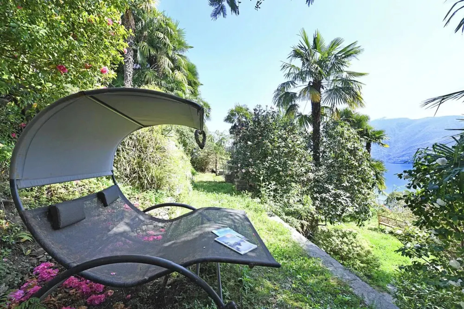 Peace Over the Lake Room 1